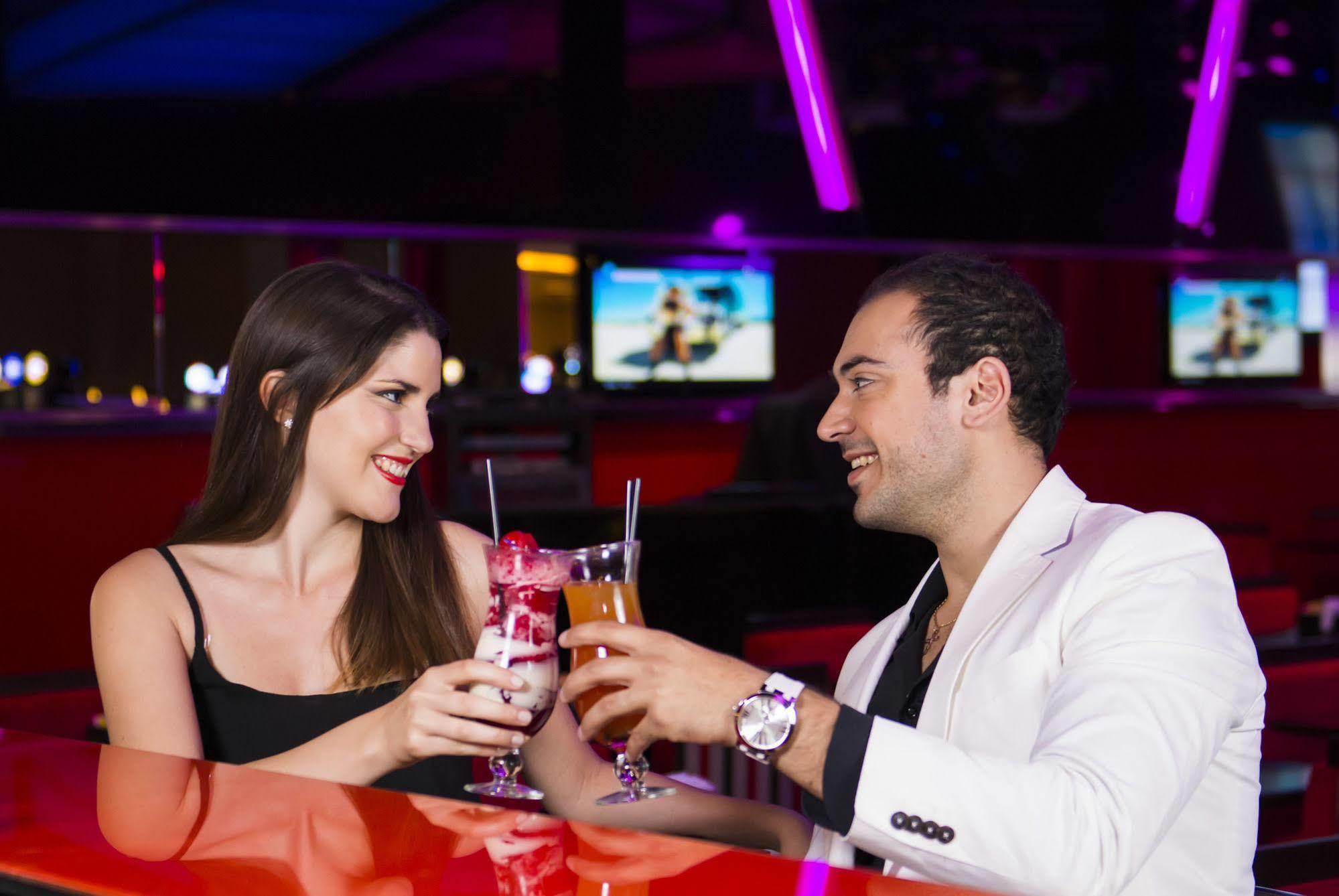 Hotel Casino Magic Neuquen Ngoại thất bức ảnh
